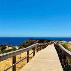 Holzsteg an der „Ponta da Piedade“