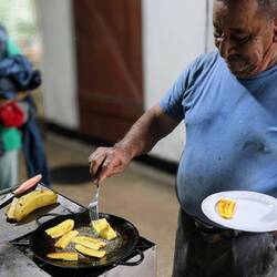 Luis, a simple worker without whose efforts such a paradise would not be possible...