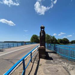 Historische Brücke zur Schloßinsel