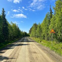 Dieses Schild nach 30 km Gravelstrecke aufzustellen, fand ich sehr fragwürdig