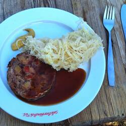 Saumagen mit Sauerkraut