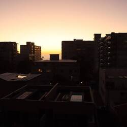 ...das Appartement ist toll, Heiner passt leider nicht in die Garage...