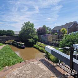Turning off the Trent and Mersey, onto Middlewich Branch, approaching Wardle Lock