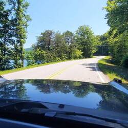 Lovely country road taking us into Clayton town up in the mountains.