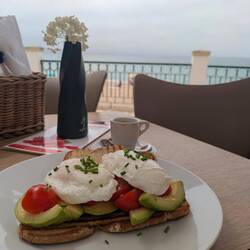Avocado Frühstück mit seafog 😅