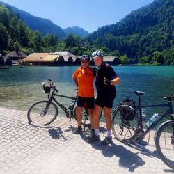Um 12 Uhr haben wir glücklich den Königssee erreicht. Eine glückliche und sehr schöne Tour war es.