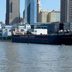 A surprise as we head in toward our marina