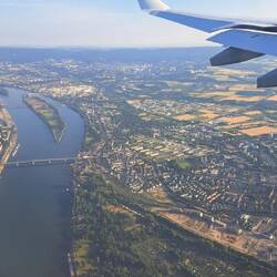 Und kurze Zeit später der Rhein überquert.