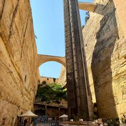 Schon ein beeindruckendes Konstrukt