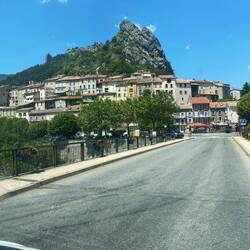 Sisteron von der anderen Seite.