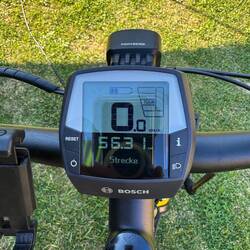 Froh wieder zurück zu sein nach 56km. Die Akkus sind auch deutlich leerer 😀