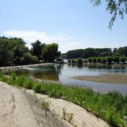 Früherer Alb-Zufluß in den Rhein