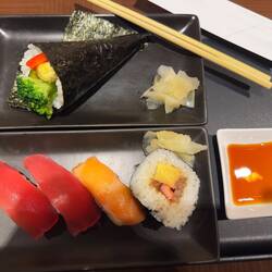 My sushi snack at the Sakura Lounge.