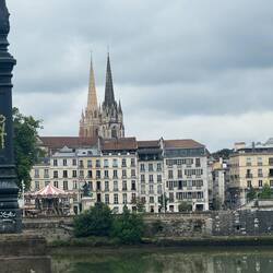 Bayonne Cathedral St Marie - what a difference a good cleaning makes!