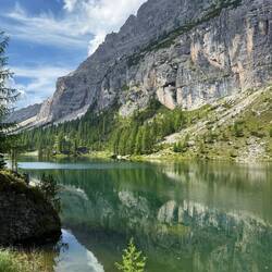 Check out that reflection!