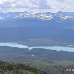 ... mit Blick übers Tal