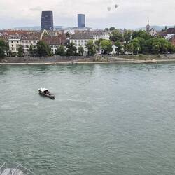 There is a boat ferry to take people across the Rhine.