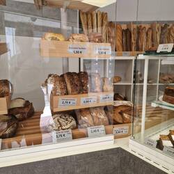 ....zum Bäcker 🥐🥖...