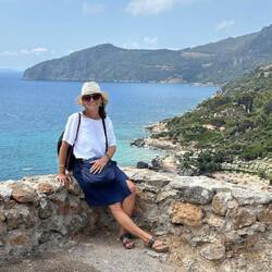Bagno le viste is in the background