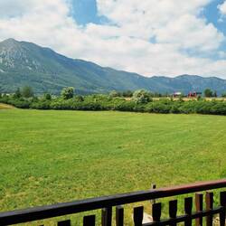 Tolle Unterkunft, notabene an der Autobahn! Der Kreis schliesst sich für heute!😂