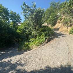 Erst steil bergab, aus Edessa raus