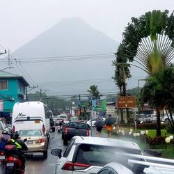 La Fortuna. Arenal Volcano (since 2010 inactive, 1657m high) in the background.