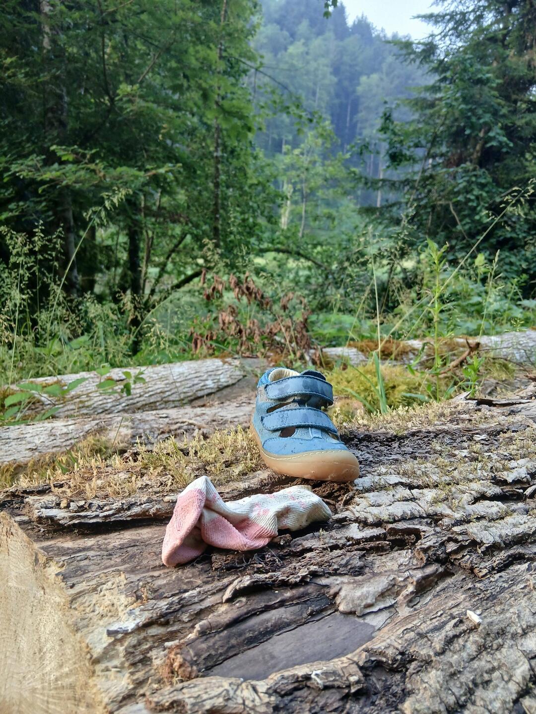 Dass immer nur ein Schuh stehen gelassen wird...