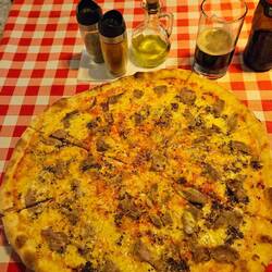 Alpaka passt auch auf Pizza.