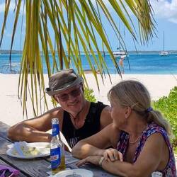 Einmal die Woche, Sonntag Mittag gibt's dort Spanferkel vom Grill