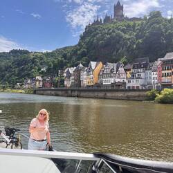 Abfahrt aus Cochem moselaufwärts nach Senheim
