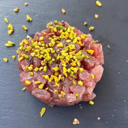Feines Thunfisch Tartar
