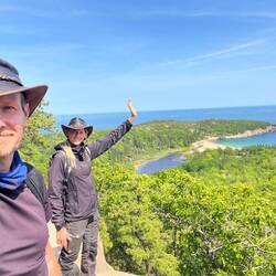 Der Sand Beach im Hintergrund.