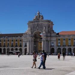 Praça Comercio Square