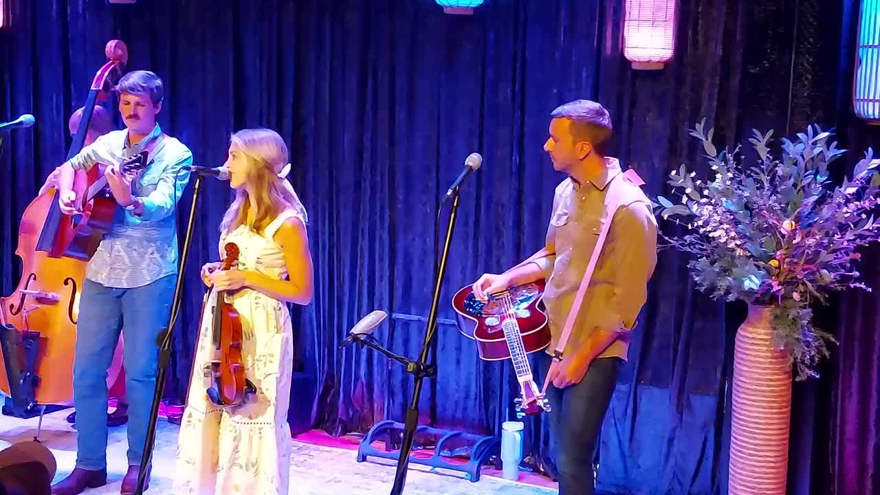California, von Kathie die es auch singt.