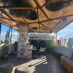 Den Tag nach dem Frühstück auf dem Dach starten.