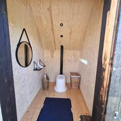 WC in den Bergen(170m.ü.N)