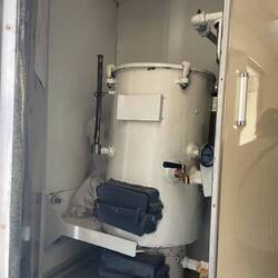 Wasserkocher im Zug mit Holzheizung