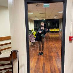 African Style, Spiegel statt Lift