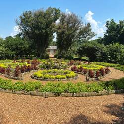 Garden leading to Johnson tomb