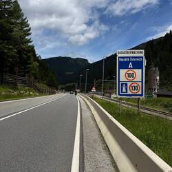 Hallo Österreich, Land Nummer vier auf der Tour.