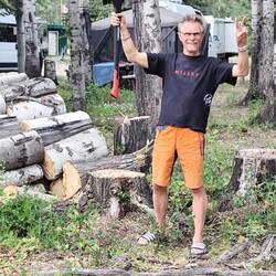 Die neue Axt im Einsatz... Funktioniert super :)