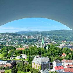 Von hier hat man einen tollen Überblick über die Stadt