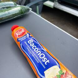 In anderen Ländern gibt es Tubenkäse aller Geschmacksrichtungen