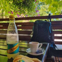 ... und dann runter nach Ladinska Razpotje. Pause soll sein!😉