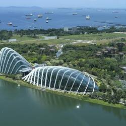 Blick auf Garden by the Bay