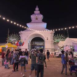 Wat Phon Chai lit up at night.