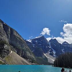 Lake moraine