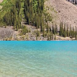 Lake moraine