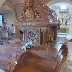 Die Grabkatakomben der Pàlffys, unter der Kapelle