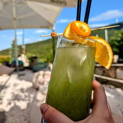 Green Hill Mocktail - Kiwi, Lemon Ranch and Sprite